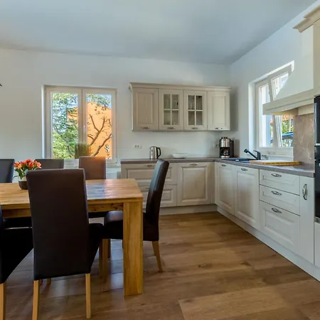 Casa vacanze Tolles In Deklici Mit Privatem Pool By Interhome Kaštelir
